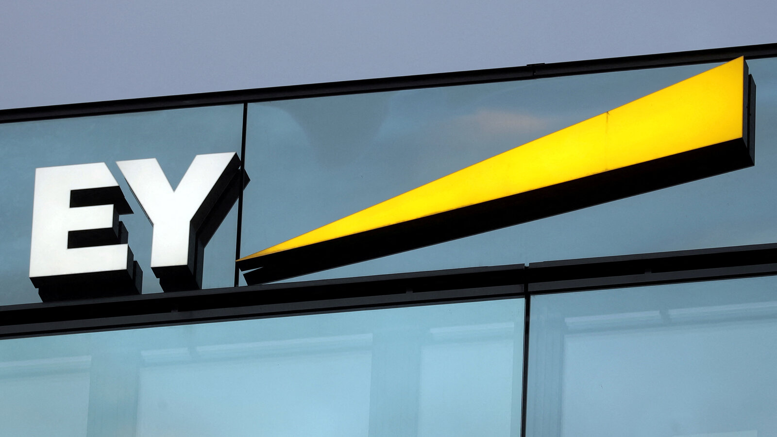 EY Malta Welcomes New Partners
