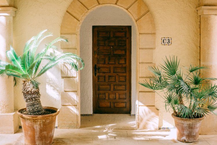 7 Tips When Selling Your Maltese Home