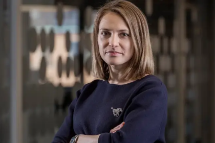 Elen Barber's Journey in the Gaming Industry
