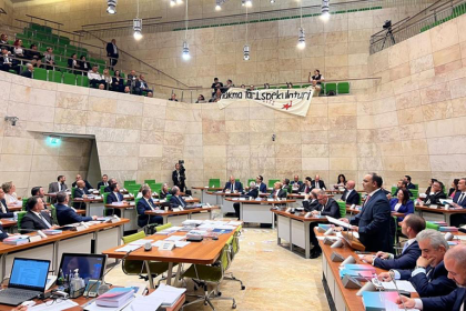 New Security Measures in Parliament After Graffitti Protest