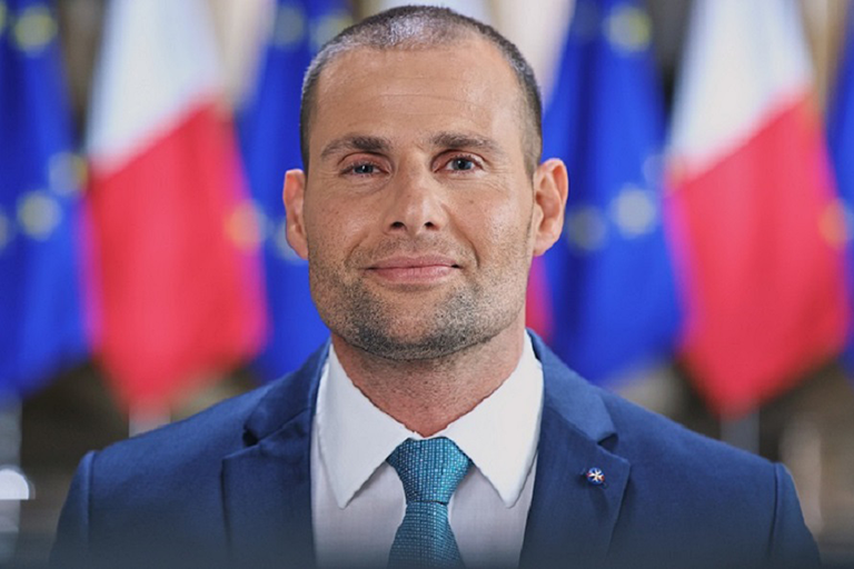 Malta PM Defies Standards Commissioner on Declarations