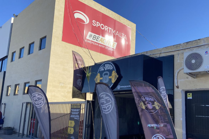 Public sports sites turned into private gyms under scrutiny
