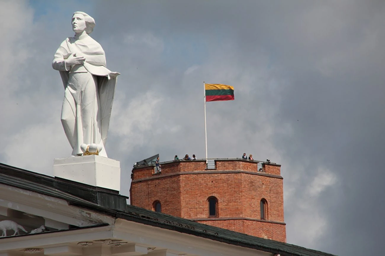Lithuania fines Tete-a-tete €341,049 over AML compliance failures