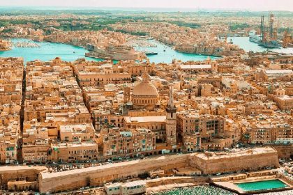 Chinese buyers dominate non-EU property demand in Malta 20 Chinese buyers dominate non-EU property demand in Malta